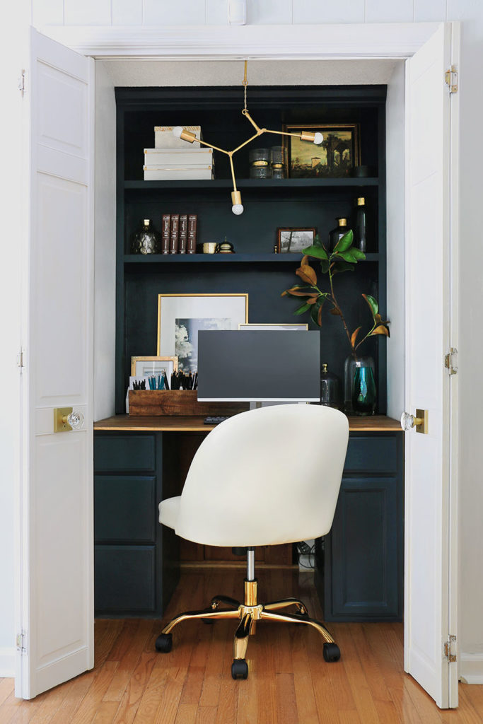 office with a desk and chair.