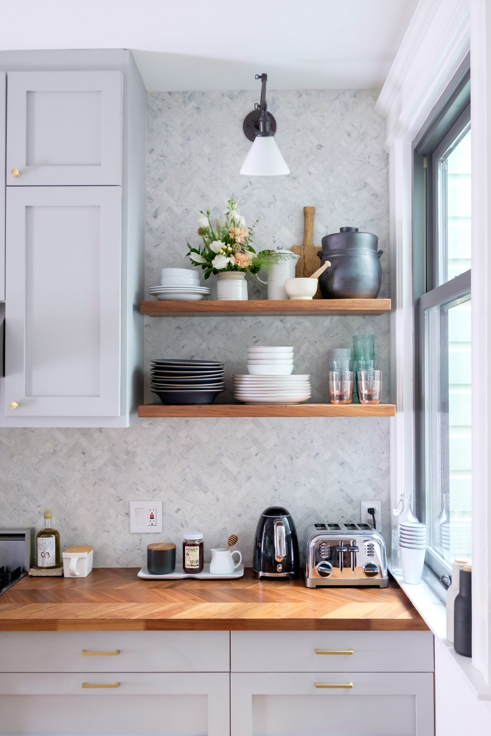6 Coffee Station Ideas for an Organized, Caffeinated Kitchen - SemiStories