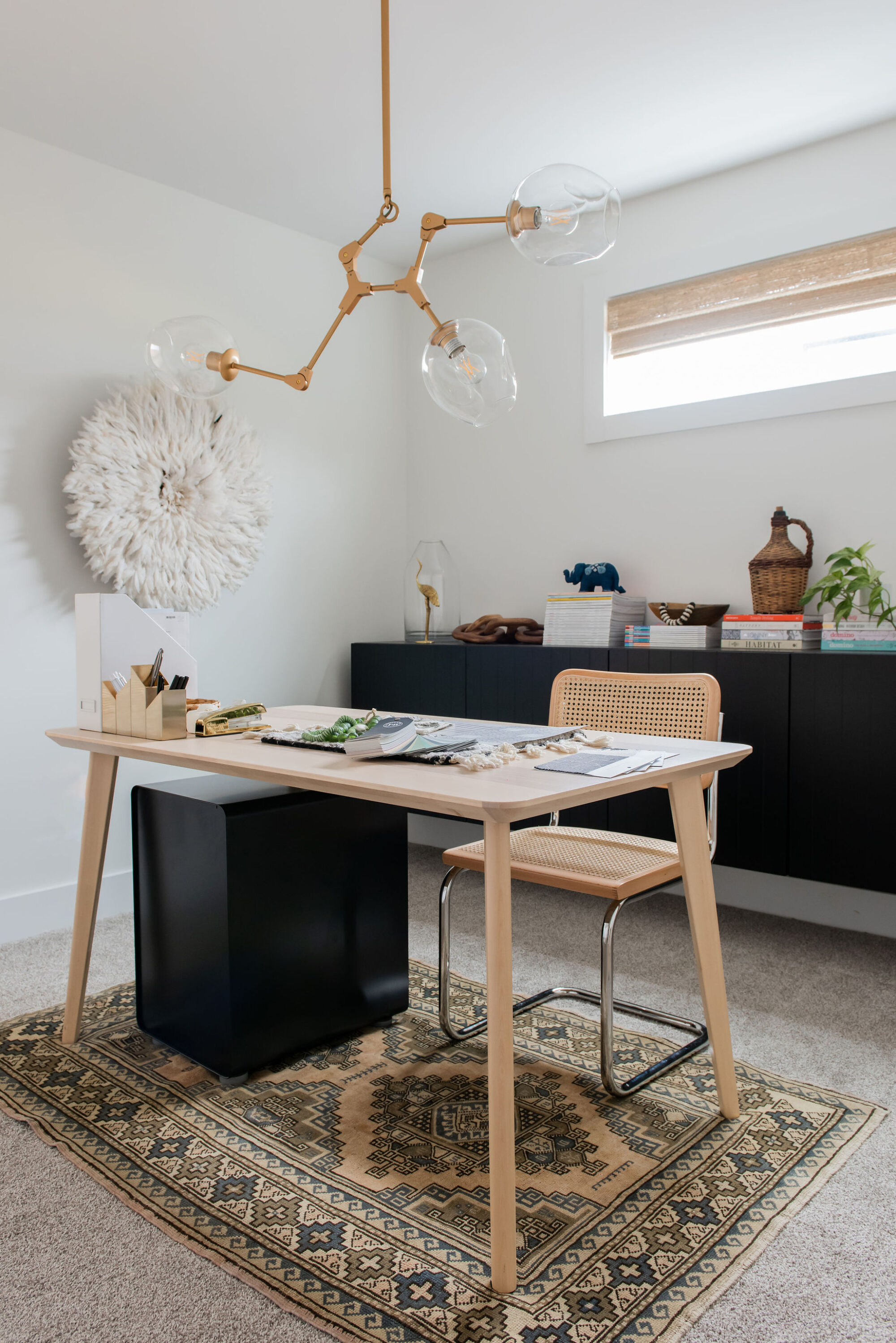 6 Affordable Home Office Ideas That Look Expensive - SemiStories