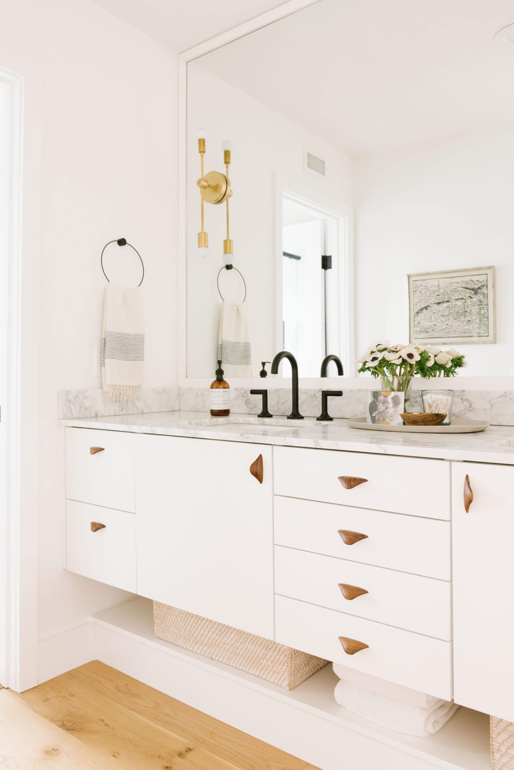 6 Bathroom Vanity Ideas That Make Storage a Cinch - SemiStories