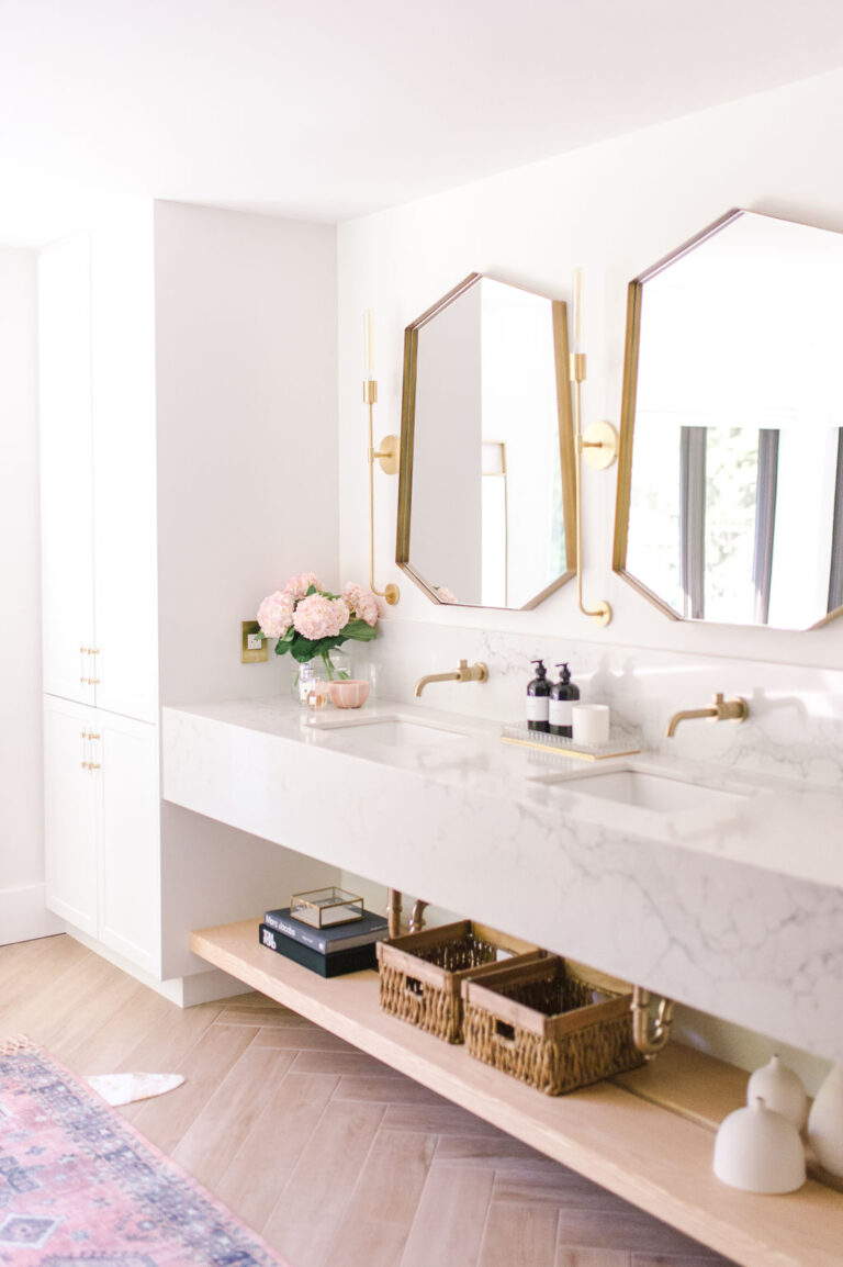 These 6 Double Vanity Ideas Make Room for Everyone - SemiStories
