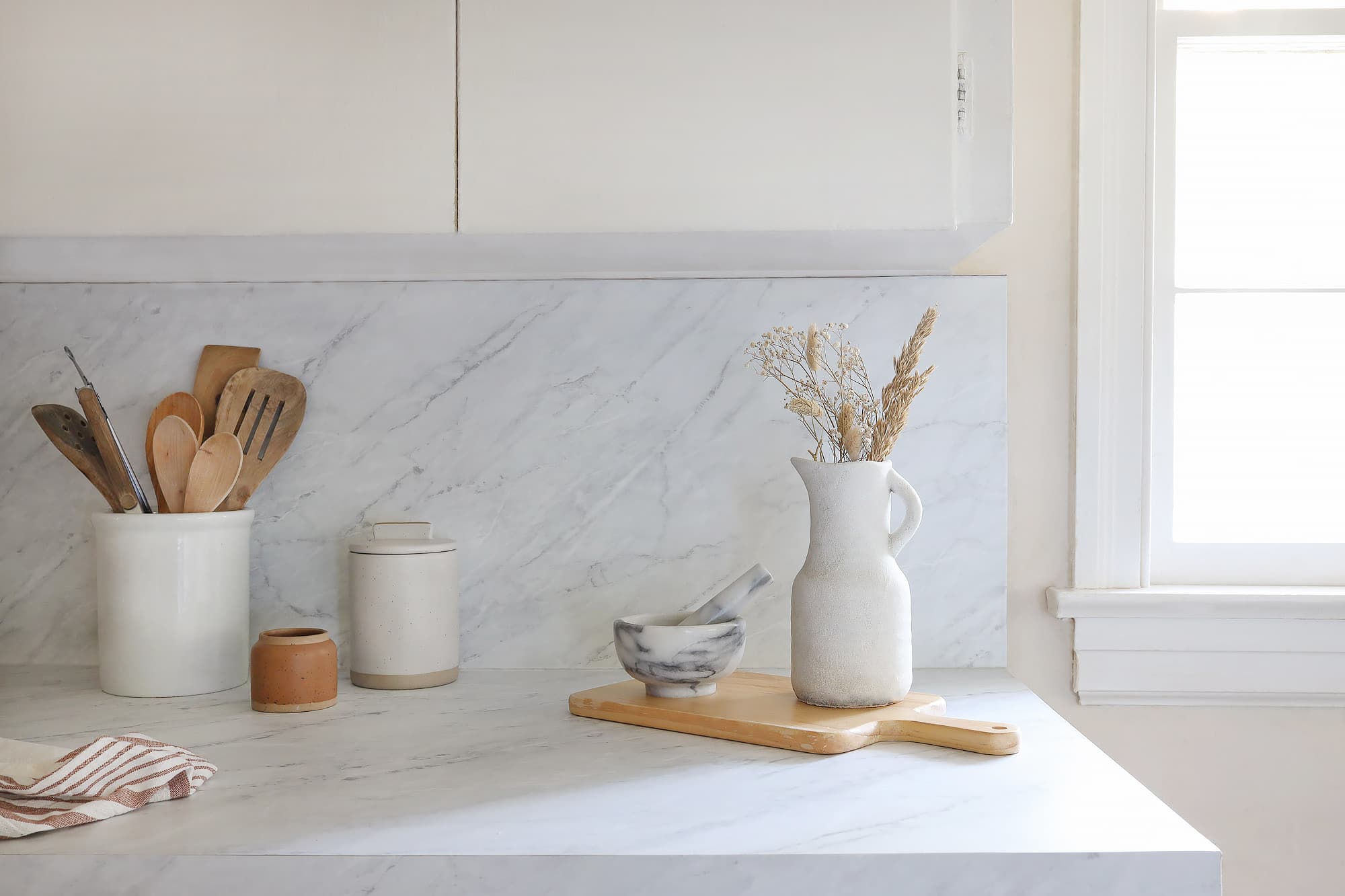 This Marble Contact Paper Hack Will Be Your Favorite Fall DIY